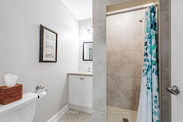 61 Long Branch Ave, House semidetached with 3 bedrooms, 4 bathrooms and 3 parking in Toronto ON | Image 19