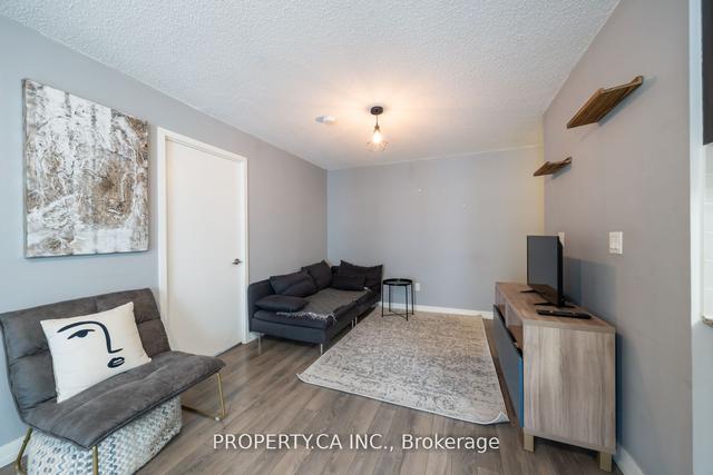 621 - 812 Lansdowne Ave, Condo with 2 bedrooms, 1 bathrooms and 1 parking in Toronto ON | Image 21