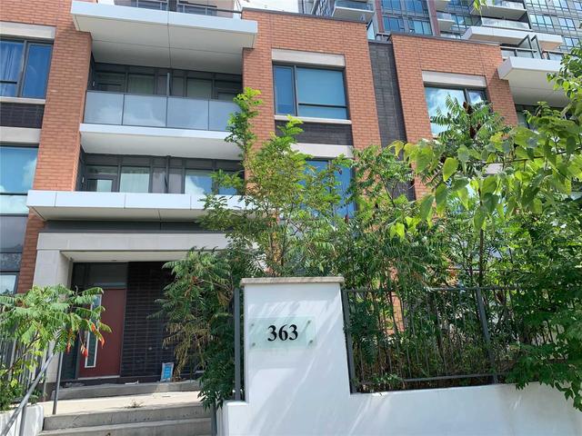 th113 - 363 Beecroft Rd, Townhouse with 3 bedrooms, 2 bathrooms and 1 parking in Toronto ON | Image 8