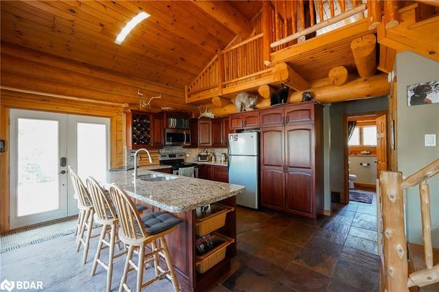 59 White Bear Court, House detached with 4 bedrooms, 2 bathrooms and 12 parking in Temagami ON | Image 2