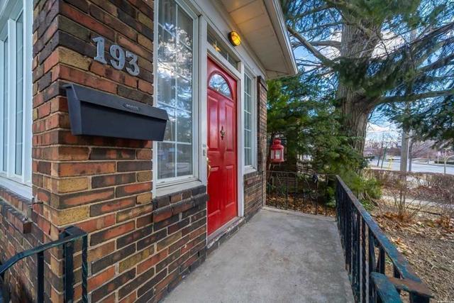 193 Royal York Rd, House detached with 1 bedrooms, 2 bathrooms and 3 parking in Toronto ON | Image 1