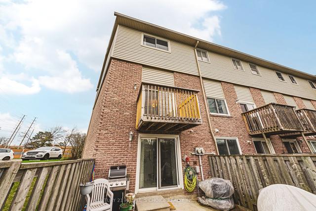 13 - 2075 Asta Dr, Townhouse with 3 bedrooms, 2 bathrooms and 2 parking in Mississauga ON | Image 19