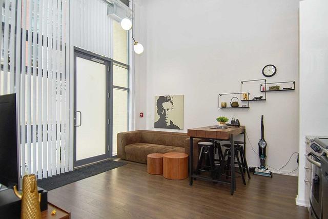 102 - 19 Abell St, Condo with 1 bedrooms, 1 bathrooms and 0 parking in Toronto ON | Image 27