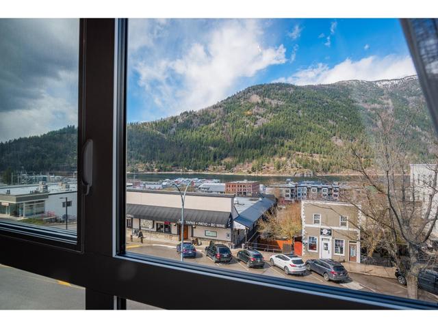 317 - 710 Vernon Street, Condo with 3 bedrooms, 2 bathrooms and 1 parking in Nelson BC | Image 19