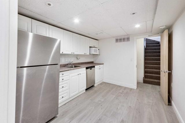 unit 1 - 194 Carlton St, House attached with 1 bedrooms, 2 bathrooms and 1 parking in Toronto ON | Image 14