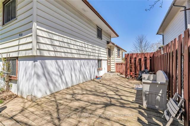 680 Millbank Dr, House detached with 2 bedrooms, 2 bathrooms and 6 parking in London ON | Image 28