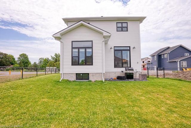 1460 Berkshire Drive, House detached with 3 bedrooms, 2 bathrooms and null parking in Kingston ON | Image 41