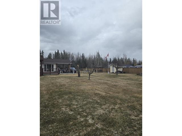 5465 Bendixon Road, House detached with 3 bedrooms, 2 bathrooms and null parking in Fraser Fort George D BC | Image 12