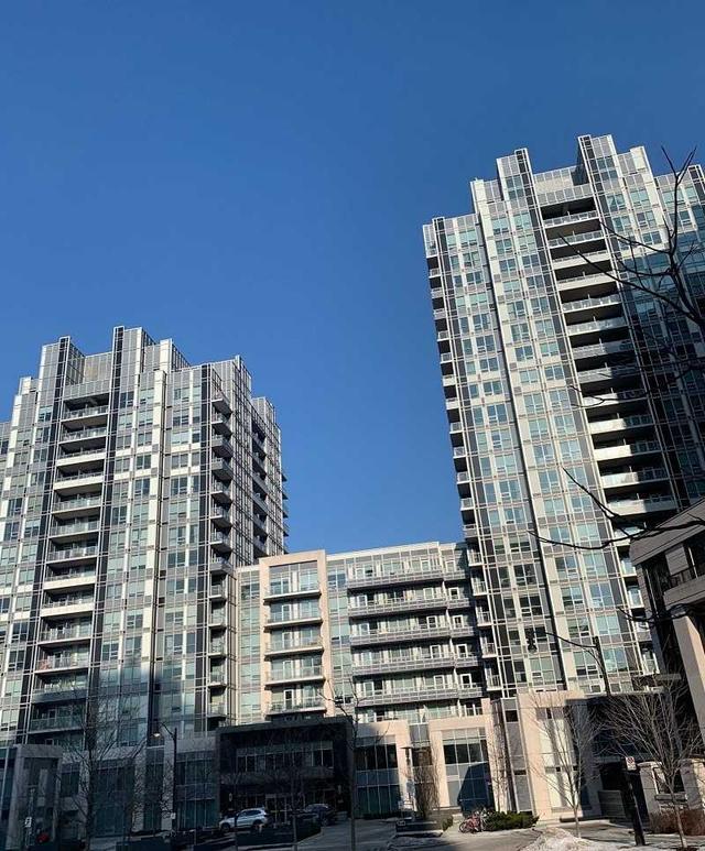 810 - 120 Harrison Blvd, Condo with 1 bedrooms, 1 bathrooms and 2 parking in Toronto ON | Image 1