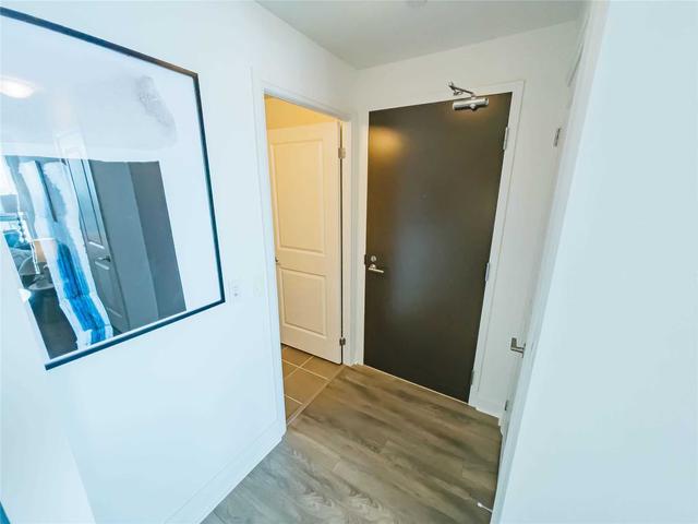 1609 - 17 Zorra St, Condo with 1 bedrooms, 1 bathrooms and 1 parking in Toronto ON | Image 9