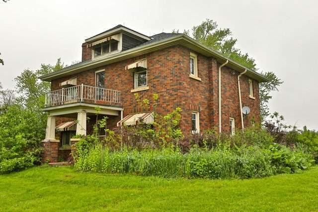 7529 Trafalgar Rd, House detached with 4 bedrooms, 2 bathrooms and 10 parking in Milton ON | Image 2