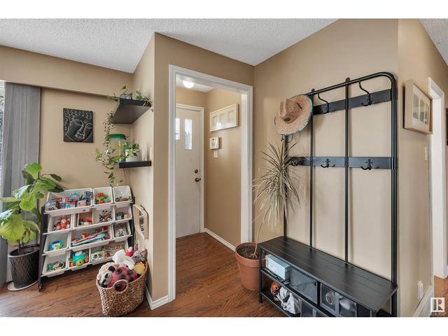 4809 117 Av Nw, House detached with 4 bedrooms, 2 bathrooms and null parking in Edmonton AB | Image 5