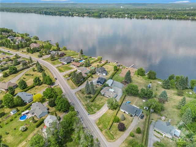3605 Front Road, House detached with 4 bedrooms, 3 bathrooms and 10 parking in East Hawkesbury ON | Image 29
