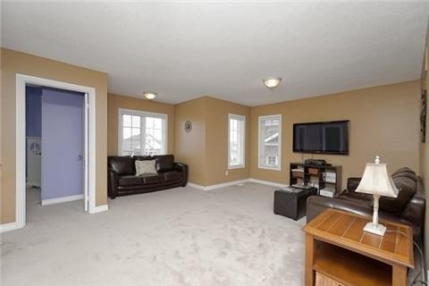 1012 Coyston Dr, House detached with 4 bedrooms, 3 bathrooms and 2 parking in Oshawa ON | Image 11