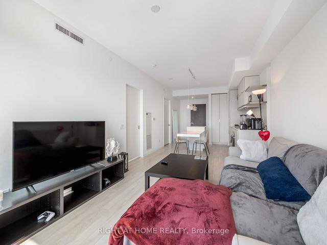 5607 - 197 Yonge St, Condo with 1 bedrooms, 1 bathrooms and 0 parking in Toronto ON | Image 10