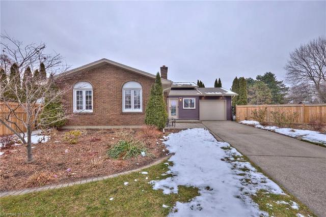 4110 London Court, House detached with 3 bedrooms, 2 bathrooms and 3 parking in Niagara Falls ON | Image 1