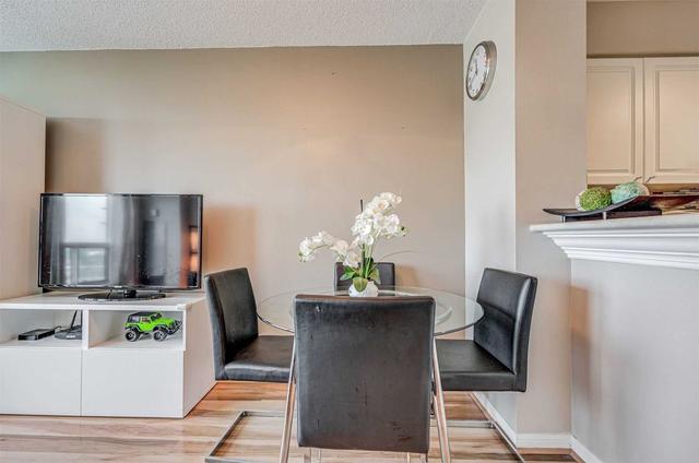 305 - 11 Lee Centre Dr, Condo with 1 bedrooms, 1 bathrooms and 1 parking in Toronto ON | Image 31