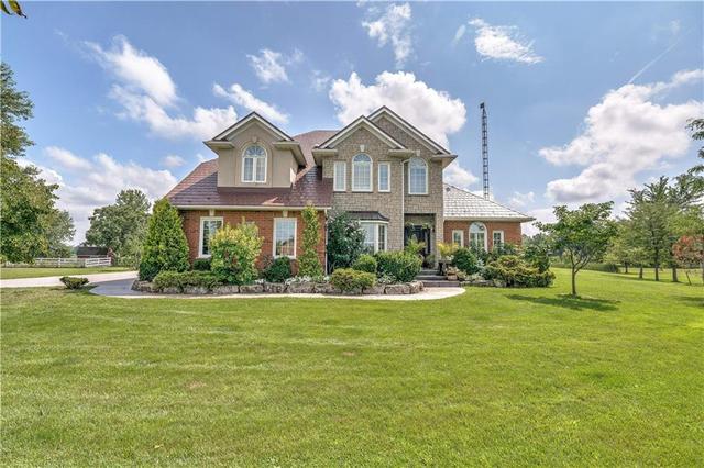 698 Broman Court, House detached with 5 bedrooms, 3 bathrooms and 10 parking in West Lincoln ON | Image 2