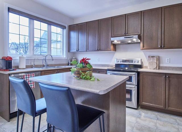 752 Millard St, House detached with 4 bedrooms, 4 bathrooms and 4 parking in Whitchurch Stouffville ON | Image 5