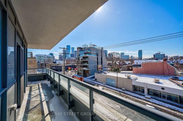307 - 181 Bedford Rd, Condo with 3 bedrooms, 2 bathrooms and 0 parking in Toronto ON | Image 31