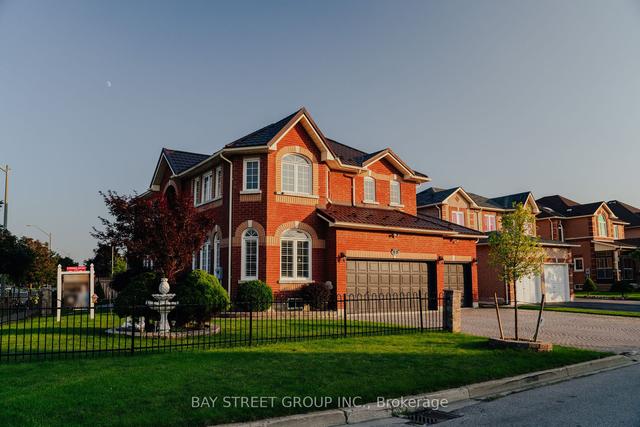 1 Macklin St, House detached with 4 bedrooms, 5 bathrooms and 9 parking in Markham ON | Image 1