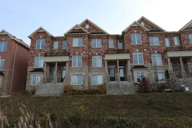 47 Dundas Way, House attached with 3 bedrooms, 4 bathrooms and 2 parking in Markham ON | Image 1