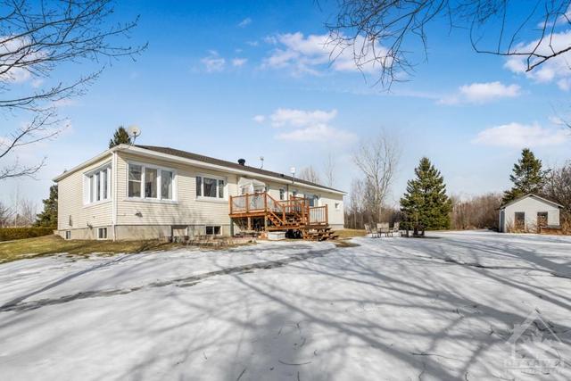 3060 Russland Road, House detached with 3 bedrooms, 1 bathrooms and 10 parking in Ottawa ON | Image 23