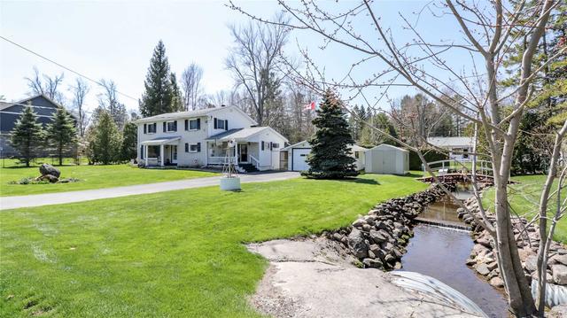 320 Lakeshore Rd E, House detached with 3 bedrooms, 2 bathrooms and 5 parking in Oro Medonte ON | Image 33