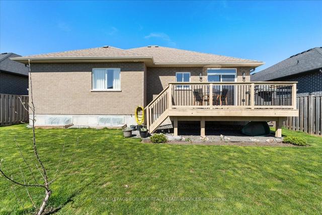 74 Hampton Ridge Dr, House detached with 2 bedrooms, 3 bathrooms and 4 parking in Belleville ON | Image 33