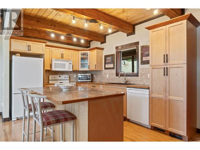 6 - 6432 Sunnybrae Canoe Point Road, House detached with 3 bedrooms, 2 bathrooms and 5 parking in Columbia Shuswap C BC | Image 62