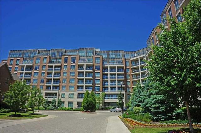 706 - 2480 Prince Michael Dr, Condo with 2 bedrooms, 2 bathrooms and 1 parking in Oakville ON | Image 1