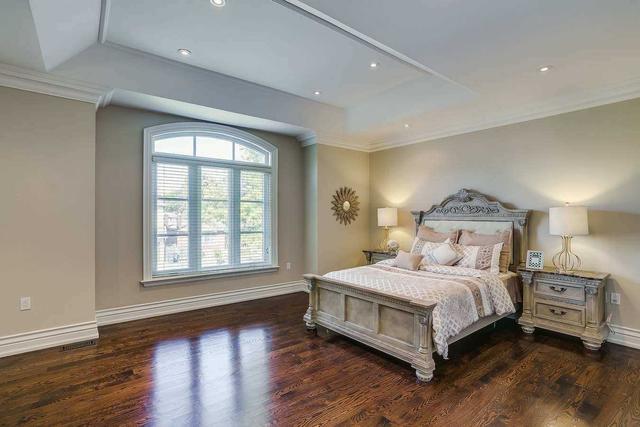 259 Dunview Ave, House detached with 4 bedrooms, 7 bathrooms and 6 parking in Toronto ON | Image 7