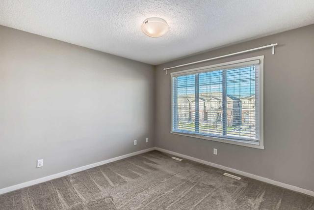 956 Nolan Hill Boulevard Nw, Home with 3 bedrooms, 2 bathrooms and 2 parking in Calgary AB | Image 17
