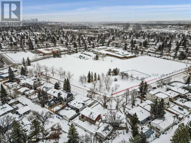 123 Hillgrove Crescent Sw, House detached with 6 bedrooms, 3 bathrooms and 2 parking in Calgary AB | Image 40