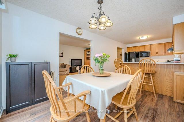 53 Thompson Dr, House detached with 4 bedrooms, 5 bathrooms and 3 parking in Guelph ON | Image 6