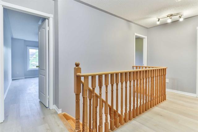 73 Monaco Crt, House attached with 3 bedrooms, 3 bathrooms and 3 parking in Brampton ON | Image 15