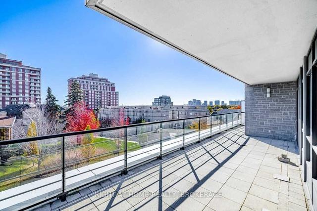 404 - 21 Clairtrell Rd, Condo with 2 bedrooms, 2 bathrooms and 1 parking in Toronto ON | Image 18