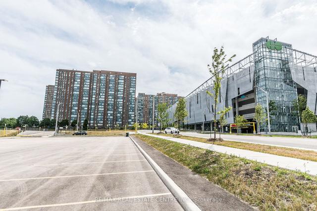 405 - 135 Hillcrest Ave, Condo with 2 bedrooms, 1 bathrooms and 1 parking in Mississauga ON | Image 21