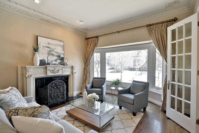 1717 Chesbro Crt, House detached with 6 bedrooms, 6 bathrooms and 6 parking in Mississauga ON | Image 23