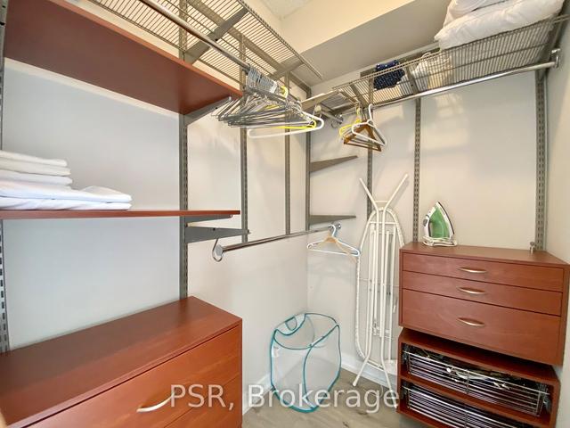 1009 - 35 Mariner Terr, Condo with 2 bedrooms, 2 bathrooms and 1 parking in Toronto ON | Image 11
