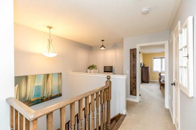 109 Mccann Cres, House attached with 3 bedrooms, 4 bathrooms and 2 parking in Bradford West Gwillimbury ON | Image 26