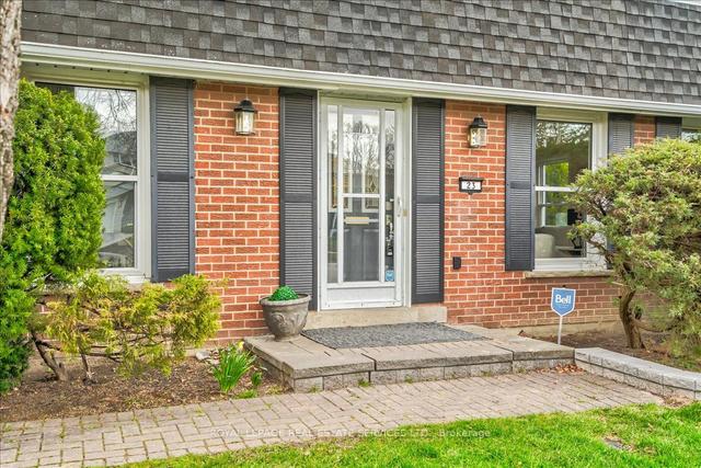 23 Morgandale Cres, House detached with 5 bedrooms, 3 bathrooms and 4 parking in Toronto ON | Image 12