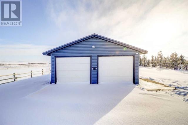 9131 Range Road 2 2, House detached with 2 bedrooms, 2 bathrooms and null parking in Pincher Creek No. 9 AB | Image 33