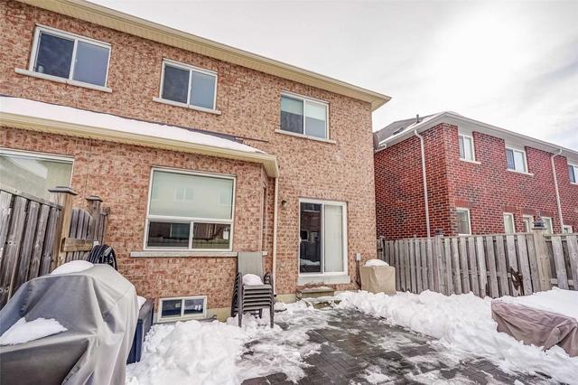 51 James Mccullough Rd, House semidetached with 3 bedrooms, 3 bathrooms and 4 parking in Whitchurch Stouffville ON | Image 24