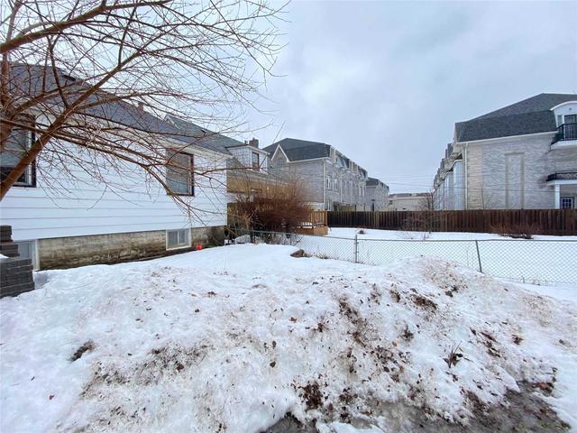 197 Finch Ave E, House detached with 4 bedrooms, 2 bathrooms and 6 parking in Toronto ON | Image 21