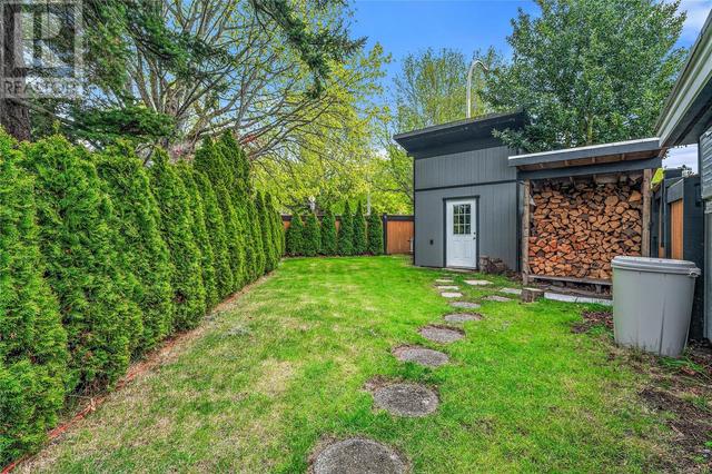 1804 Richardson St, House detached with 3 bedrooms, 3 bathrooms and 2 parking in Victoria BC | Image 26