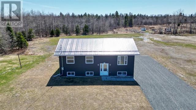2093 Kenneth Drive, House detached with 3 bedrooms, 1 bathrooms and null parking in Greater Sudbury ON | Image 2