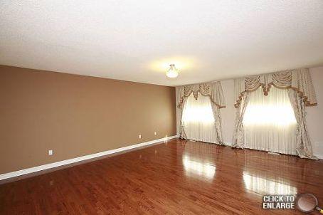 34 Castlegate Blvd, House detached with 4 bedrooms, 4 bathrooms and 6 parking in Brampton ON | Image 7