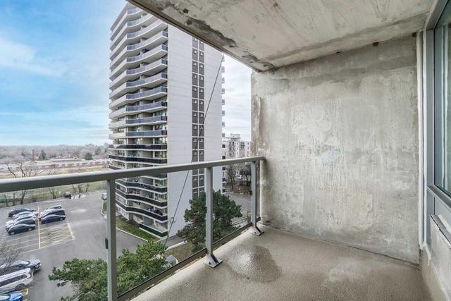 707 - 20 Speers Rd, Condo with 2 bedrooms, 2 bathrooms and 1 parking in Oakville ON | Image 22