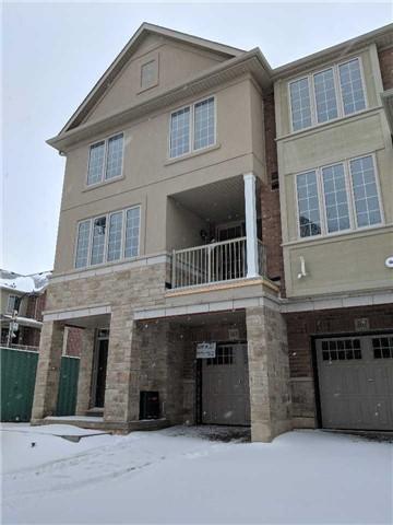 365 Belcourt Common Cres, House attached with 3 bedrooms, 3 bathrooms and 1 parking in Oakville ON | Image 1